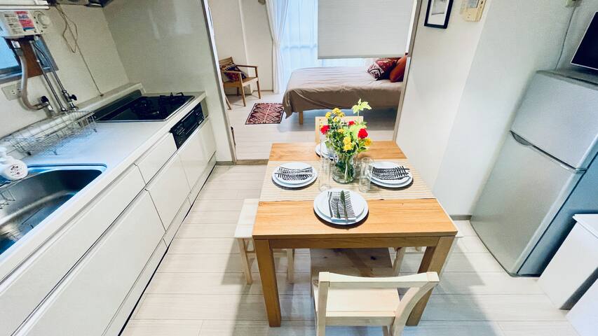 Shinjuku spacious apartment for max 8ppl gallery image 3