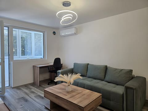 Successful Airbnb property: Апартамент Анн / Ann's apartment in Одесос
