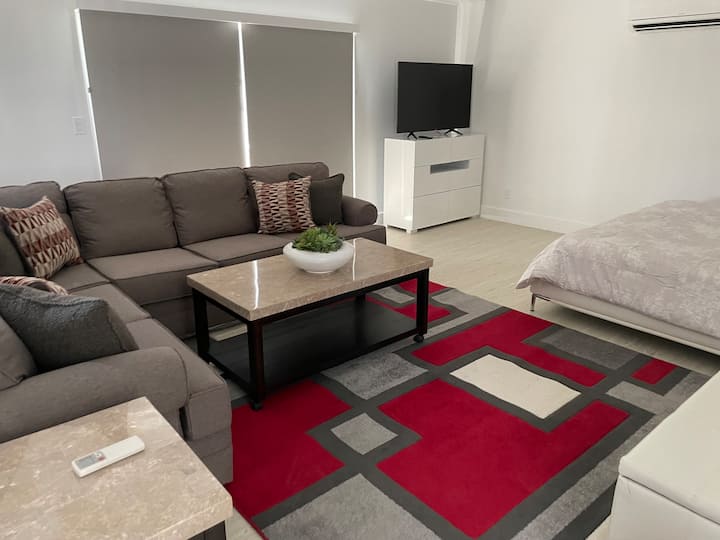 Საძინებელი ავტოფარეხის ზემოთ!