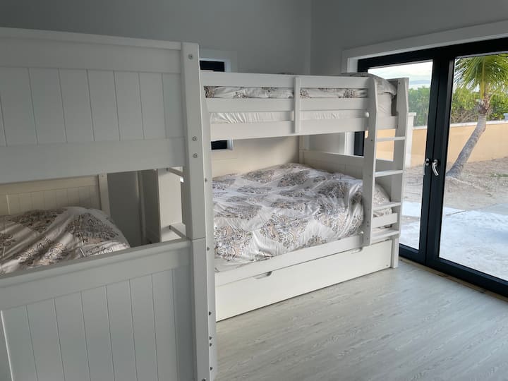 საძინებელი 3