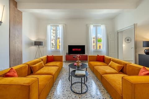 [Ghirlandina]-Luxurious flat with a view