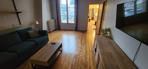 2-Bed Apartment(2) 30m from La Cité Internationale