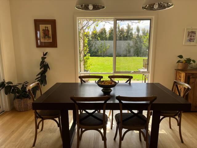 15 Markham Drive gallery image 4