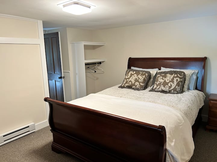Dormitorio 2 (Queen)