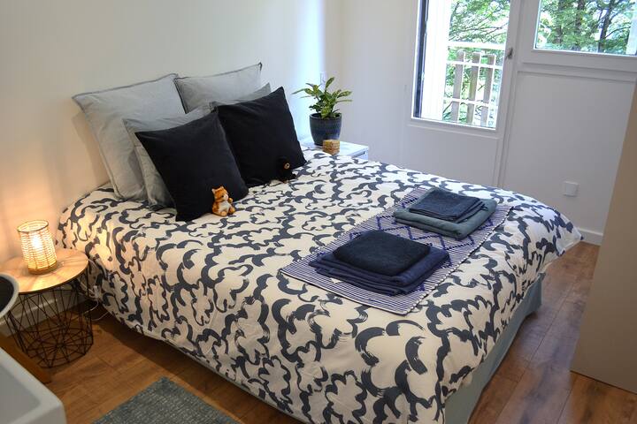 საძინებელი 1