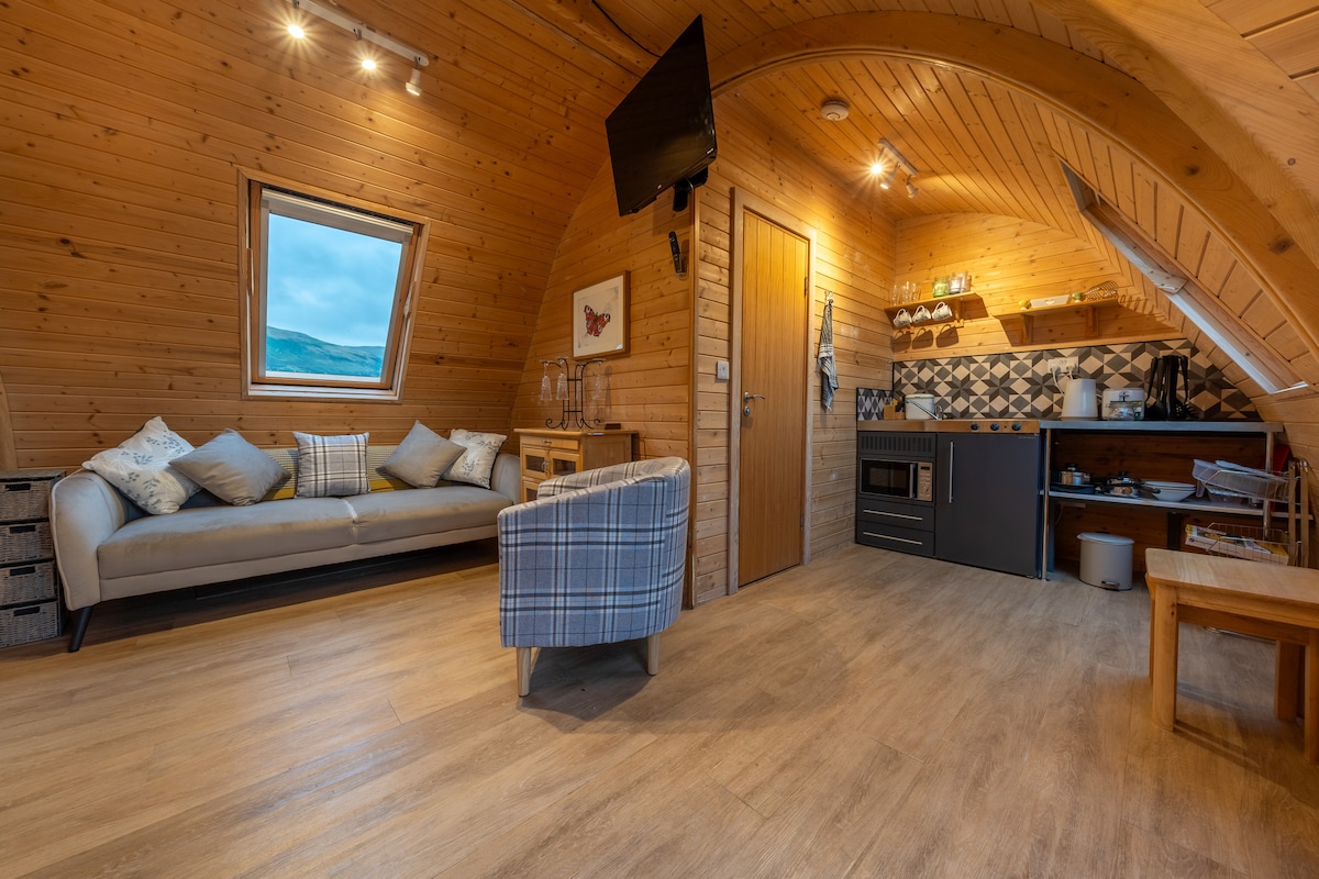 Successful Airbnb property: Butterfly Pod With Hot tub in Sedbergh