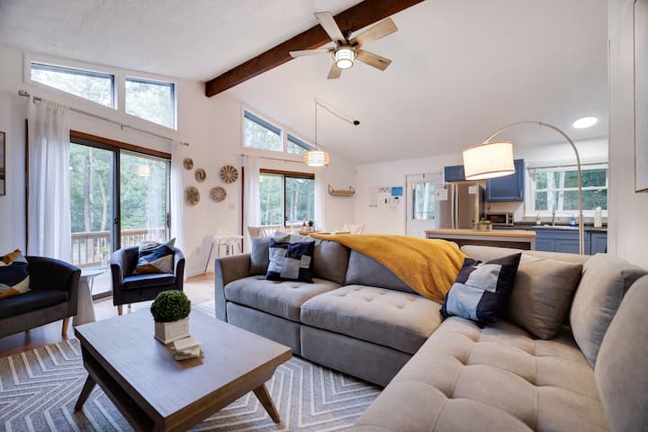 Charming Poconos Retreat | Minutes To Jim Thorpe - Jim Thorpe, PA