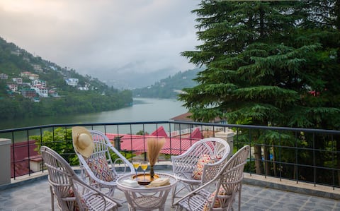 4-BHK | Garden & Lake View | Studio room