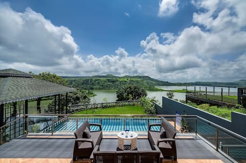 Salcette By The Lake, a 6 bedroom haven