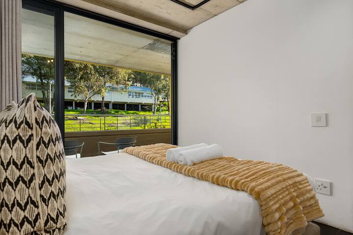 3 Bed Apartment in Colourful Bo Kaap gallery image 3