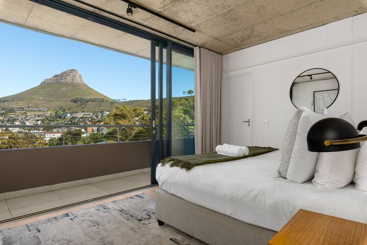 Luxe Penthouse | Private Pool | Mountain Views gallery image 2