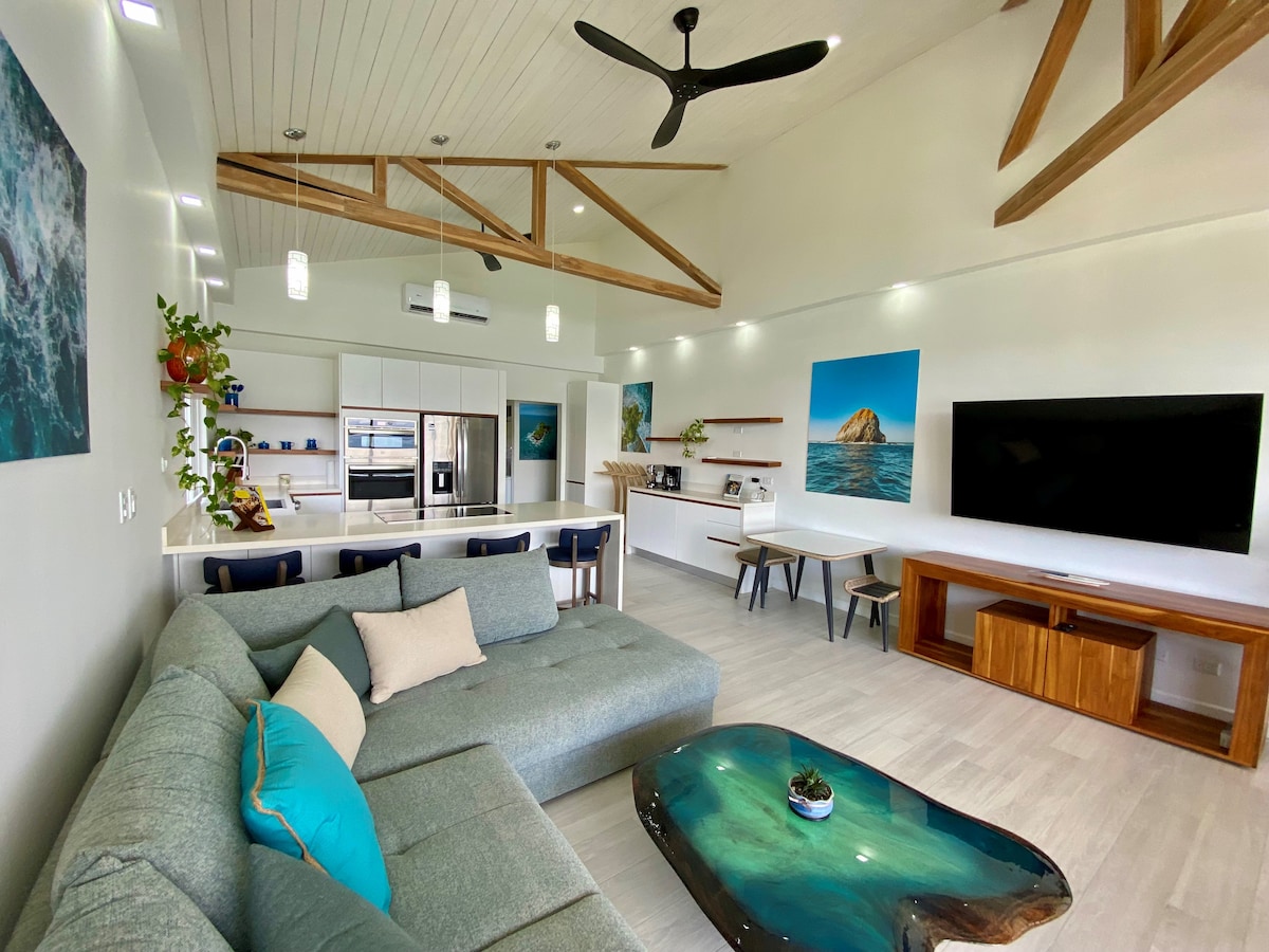 Flamingo Marina Penthouse Condo