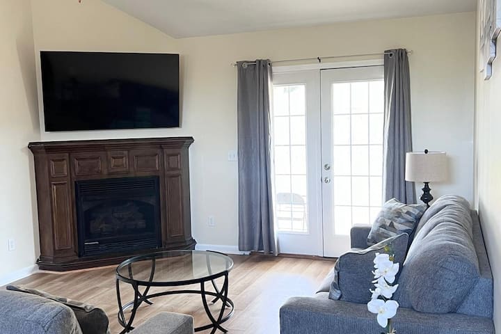 (#5) Alluring Away Home 'No Cleaning Fee' - Sumter, SC