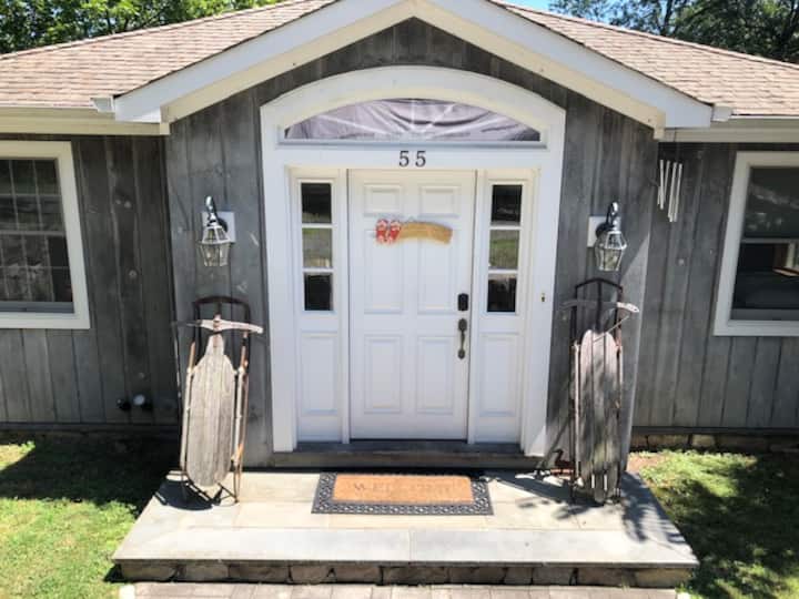 Lake Mahopac Vacation Rentals & Homes Mahopac, NY Airbnb