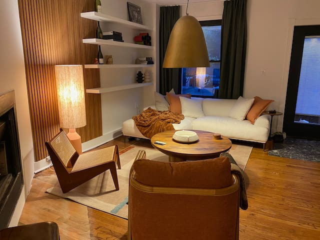 Luxury Home in Heart of Toronto gallery image 3