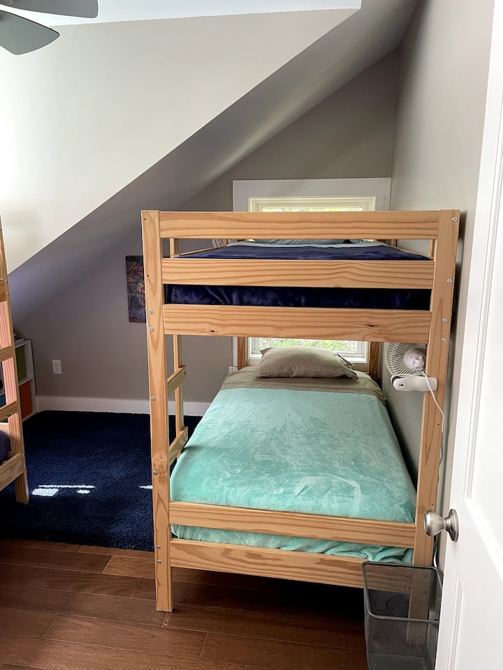 ห้องเด็กสองชั้น