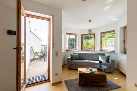 Successful Airbnb property: Hambach "Waldschlössl" (castle) in Neustadt An Der Weinstraße