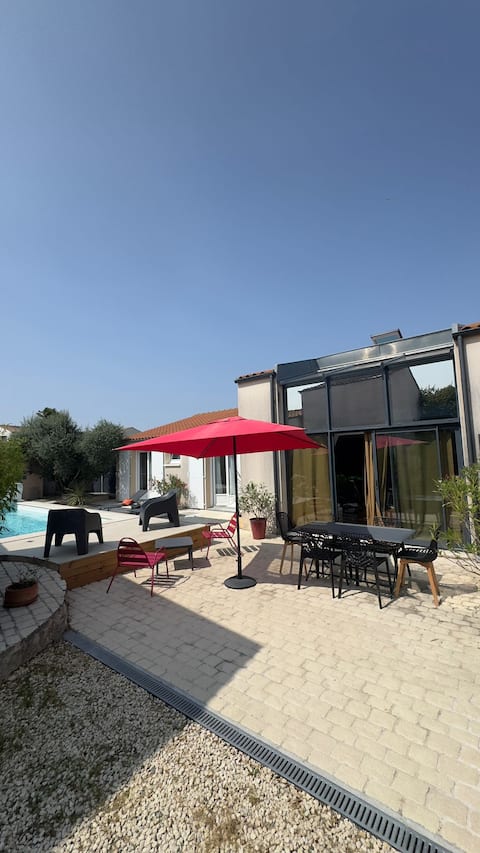 Bright family home near La Rochelle