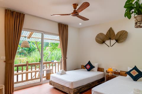 Anans Ha Giang-Tours &Motorbike rental-balcony