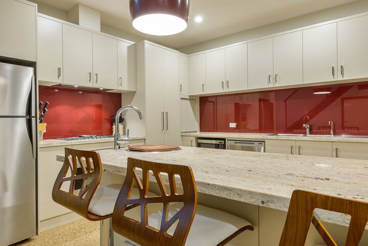 Dugong House on the Marina gallery image 4