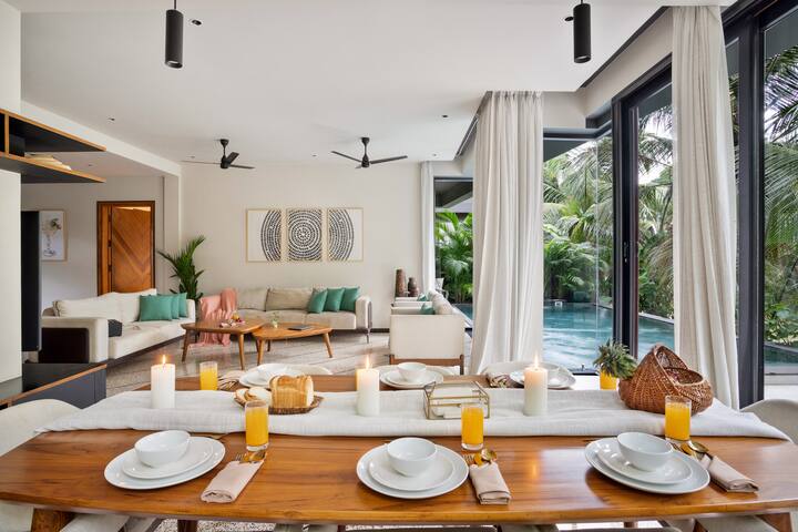 Dining area image 3