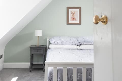 2 White Esk Cottages