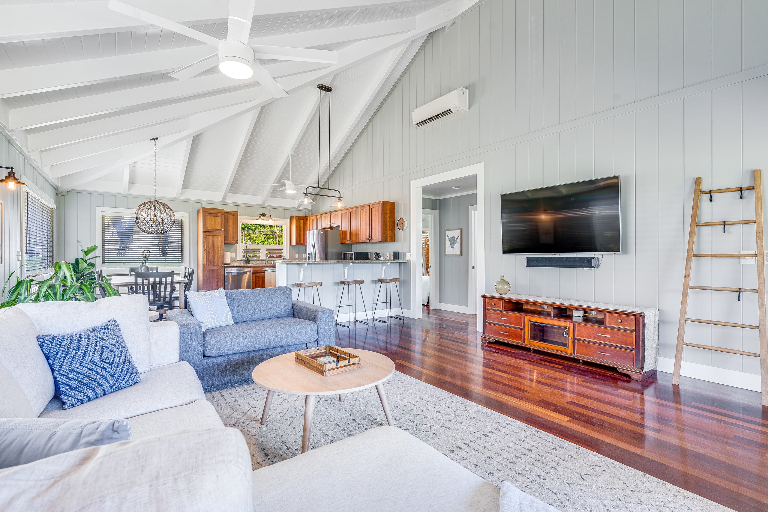 Home in Hanalei · ★4.93 · 2 bedrooms · 4 beds · 2 baths - Image 4