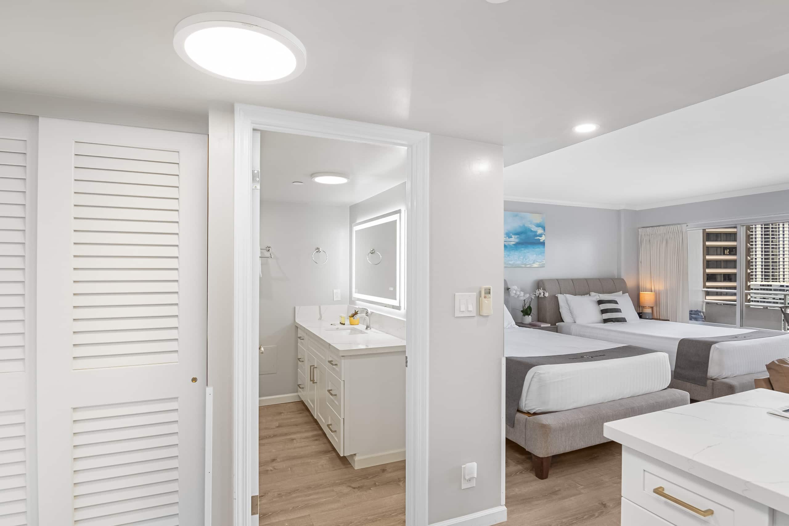 Condo in Honolulu · ★4.7 · Studio · 2 beds · 1 private bath - Image 28