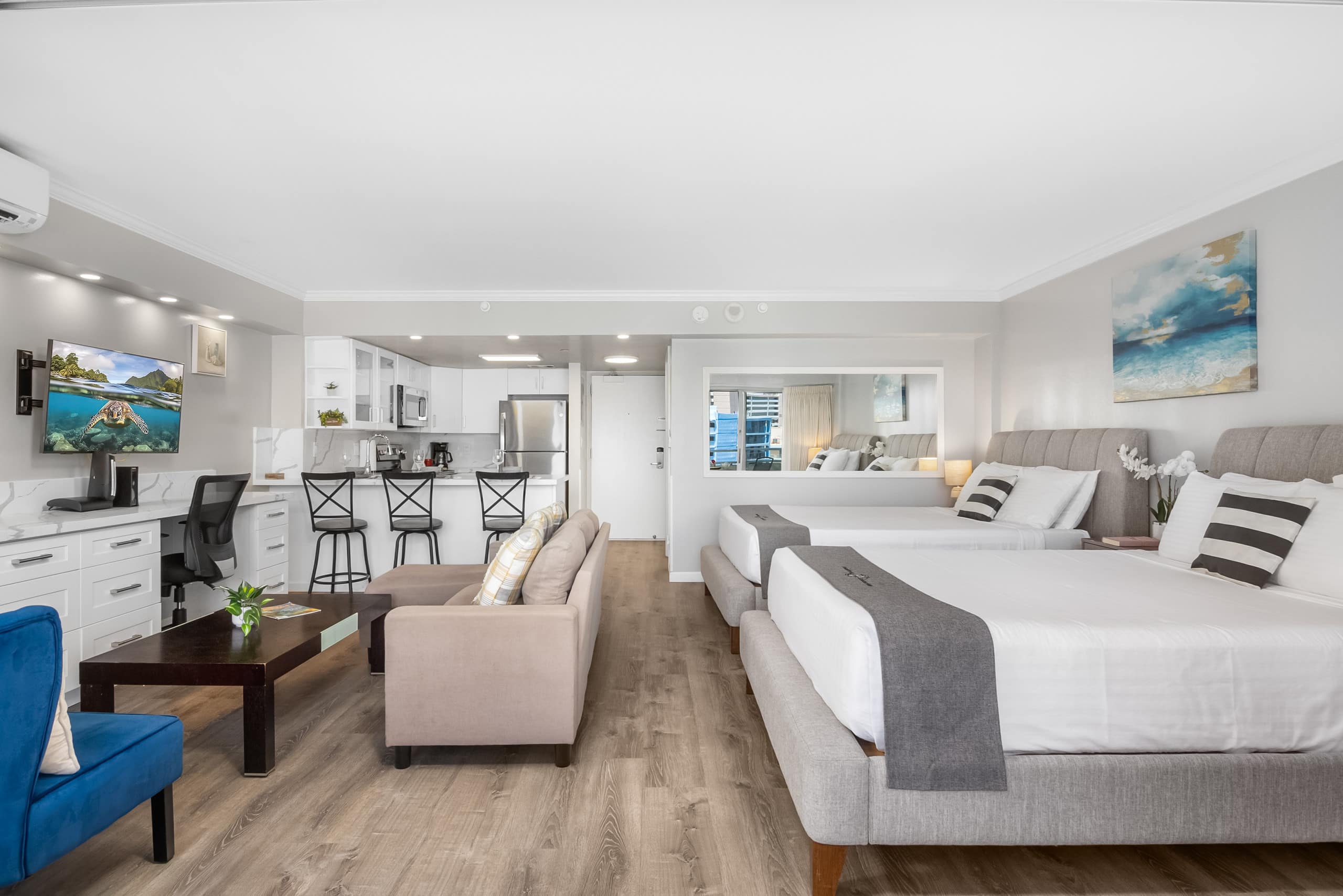 Condo in Honolulu · ★4.7 · Studio · 2 beds · 1 private bath - Image 70