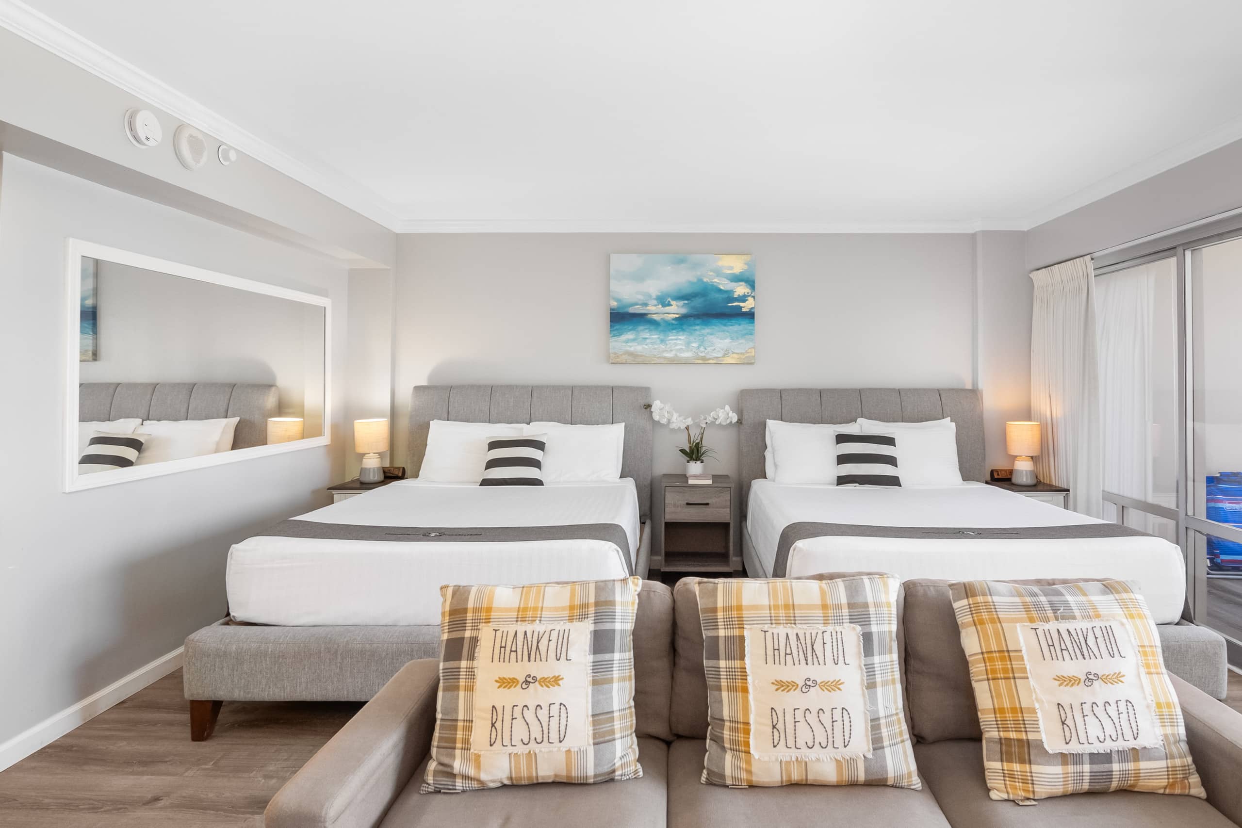 Condo in Honolulu · ★4.7 · Studio · 2 beds · 1 private bath - Image 65