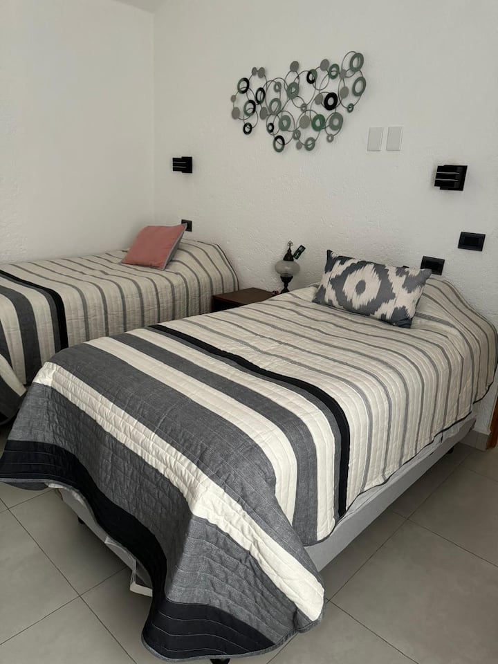 საძინებელი 1