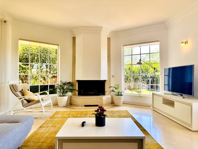 Glicinias Cascais Villa gallery image 4