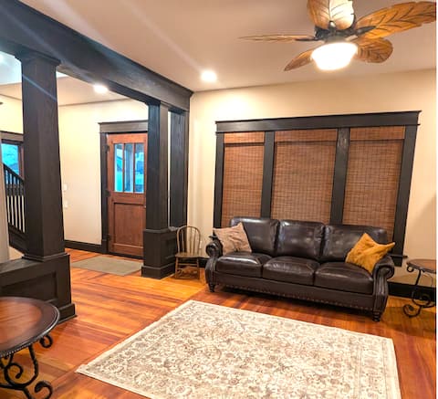 1920s Restored Home-walk to MSQC