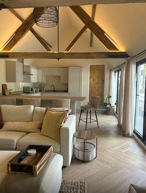 Top performing Airbnb: The Barn - close to NEC and Birmingham Airport in Coventry