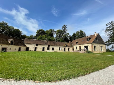 Charming renovated farmhouse!