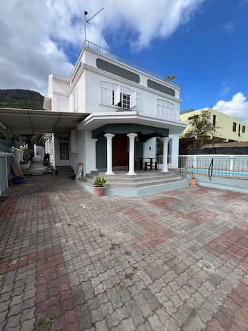 BlueWave Mauritius managed Airbnb listing 3