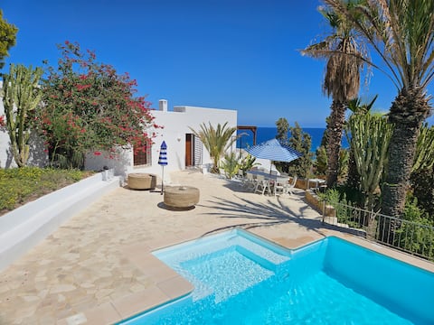 Villa "La Campana"
Algarrobico Beach