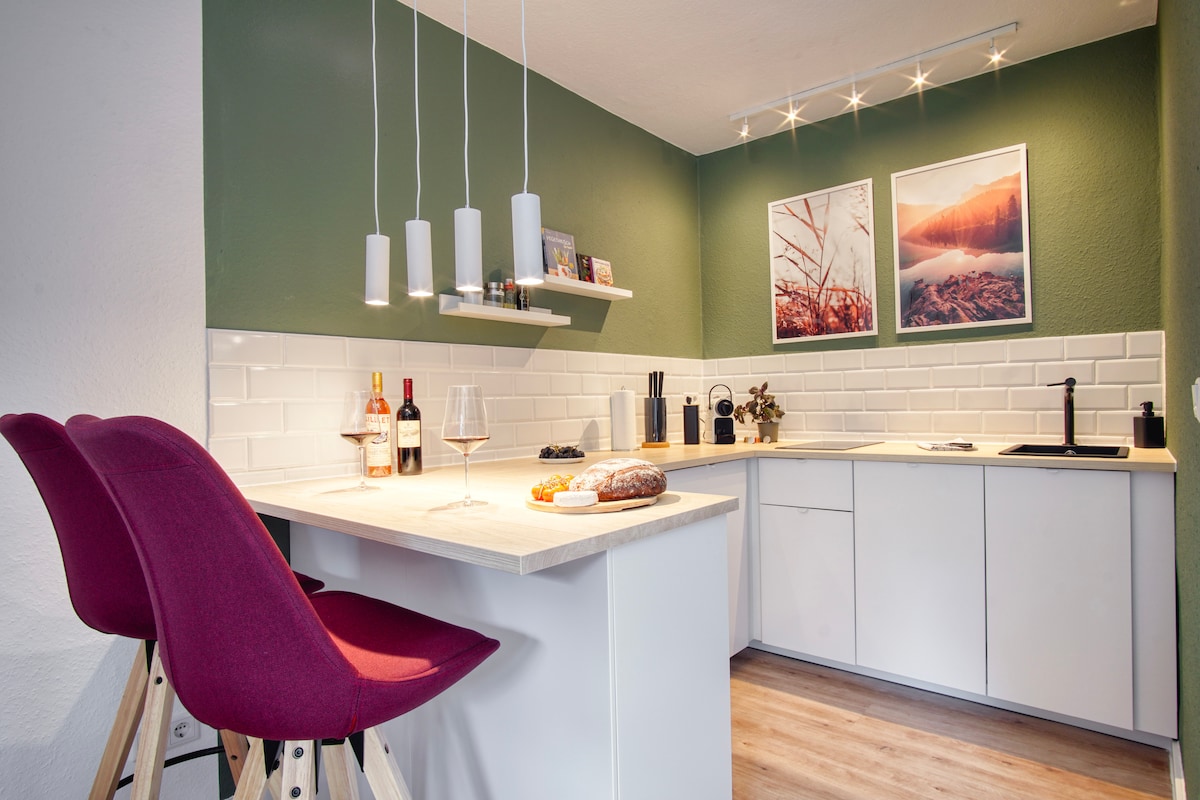 Popular Airbnb listing: NEW Life&Work in Mülheim with Garden in Mülheim An Der Ruhr