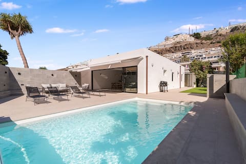 Popular Airbnb listing: Casa Sicilia in Mogán