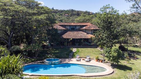 Hermosa casa en Yunguilla