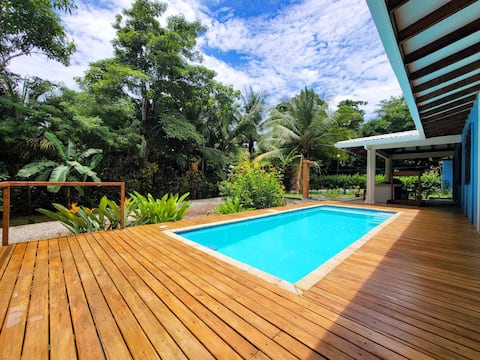 Casa Dulce - At Pavones Point (pool, AC, fiber)