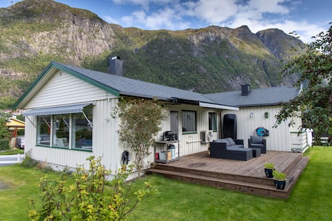 Single-family home in the heart of Romsdalen