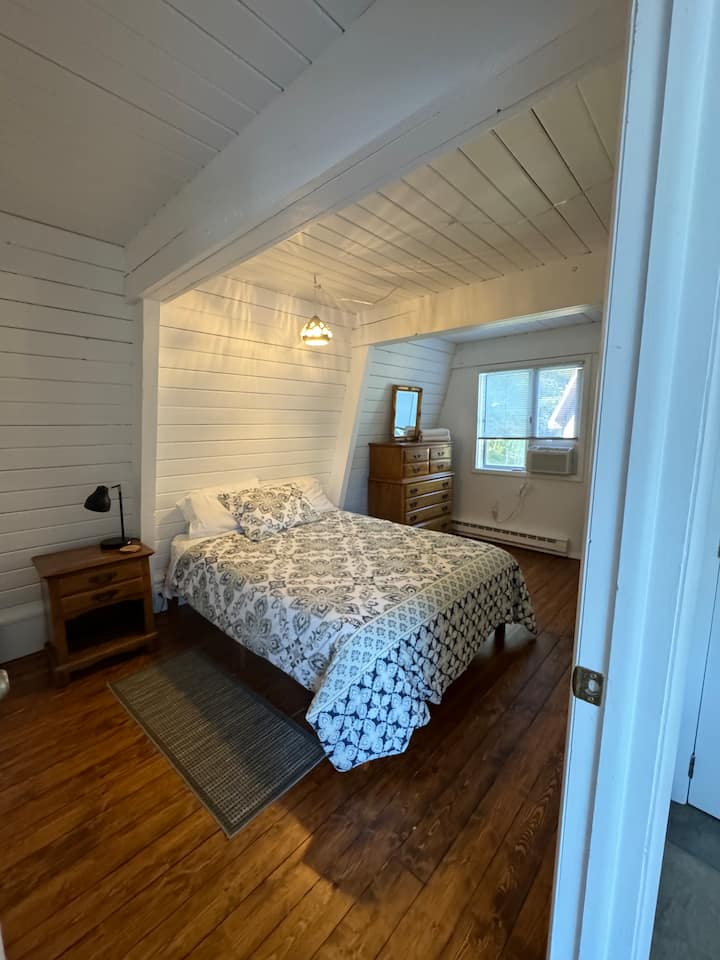 საძინებელი 3