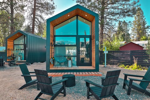 *All-New* Tiny Meets Luxury (Cabin 9)