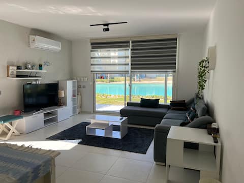 3BRprivate lagoon access chalet