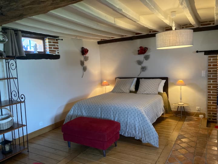 Cama alta de 180X200, juego de cama francés, parquet de roble, tommettes, cortinas para oscuridad