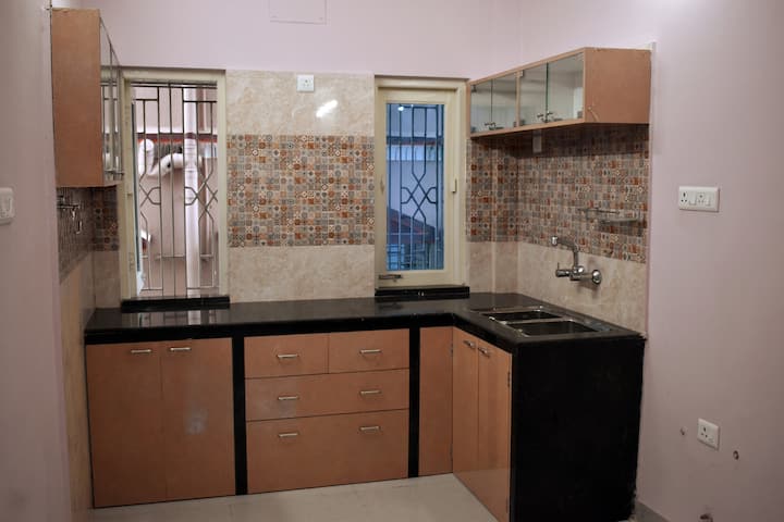 3 Bhk Flat In An Apartment - Kolkata