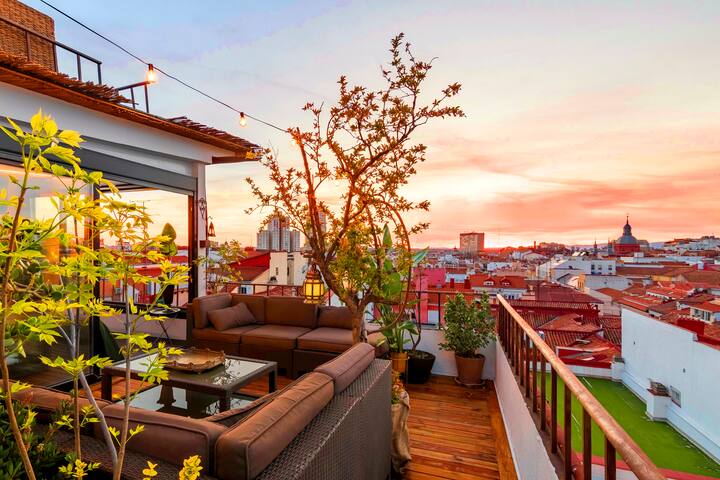 1. Excelente ático en el centro de Madrid gallery image 4