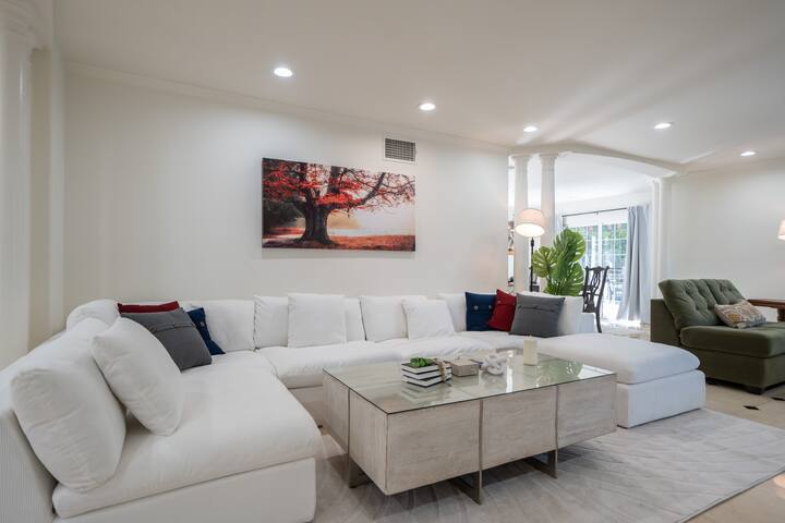 Mt. Olympus Paradise gallery image 3