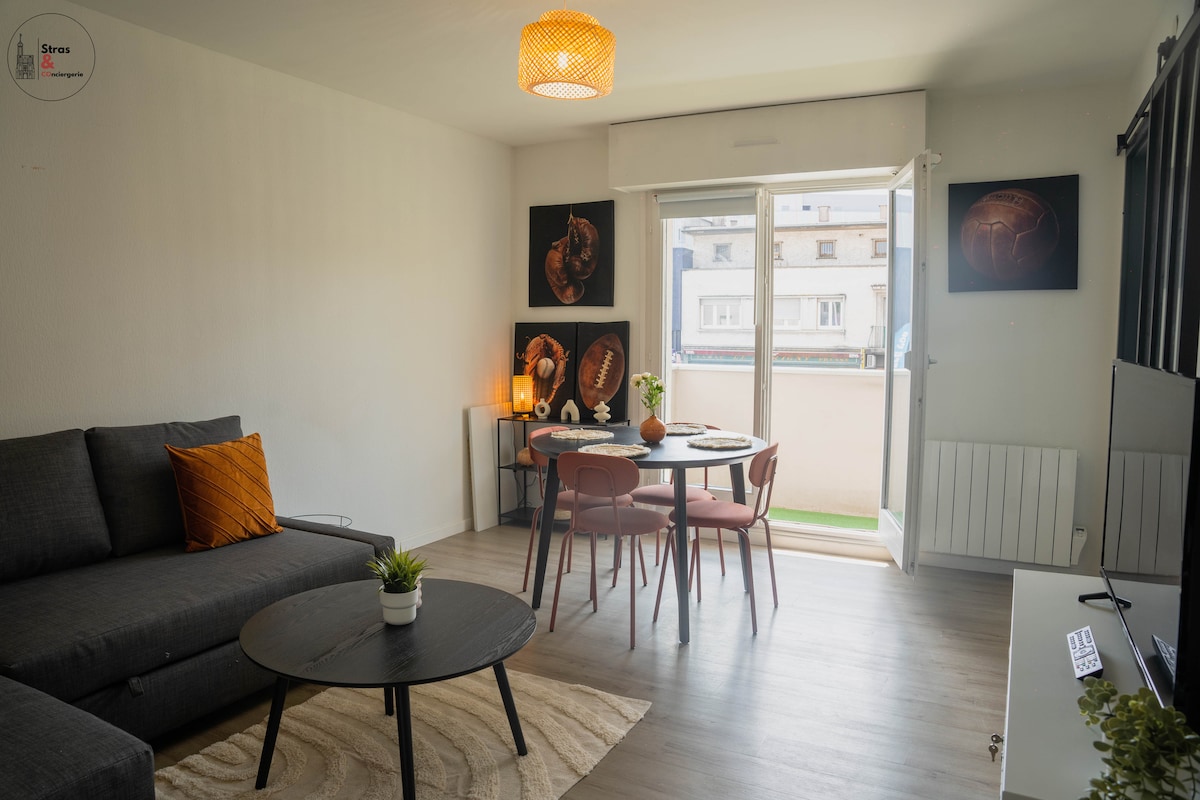 Top Airbnb: Charming 2-room apartment 2 steps from Hautepierre Hospital in Cronenbourg